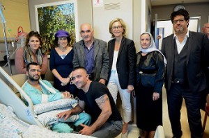 Hadi with family and French visitors