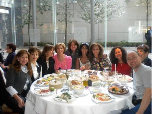 From left: Hadassah Mexico and Latin America Director Ethel Fainstein with Mexico Committee Members Rebeca Marcos and Miriam Shapiro; Claris Dabah, President of Hadassah Mexico; Vicky Mamieh, Administrative Assistant; Reisy Mizrahi, Susy Amkie, Susy Schatz, and Dr. Ilana Kadmon, Hadassah Medical Center Breast Cancer Clinical Nurse Specialist, and her husband, Wei.